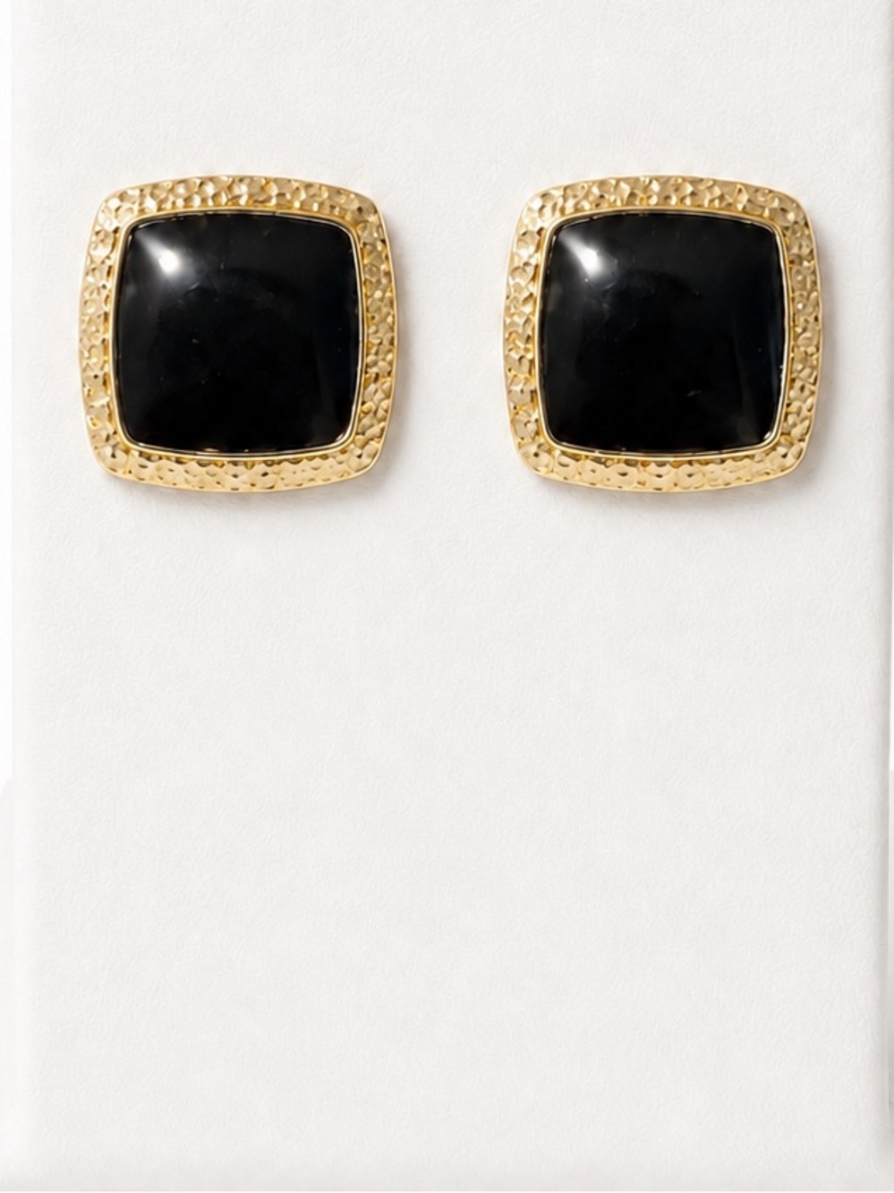 Black square stud earrings